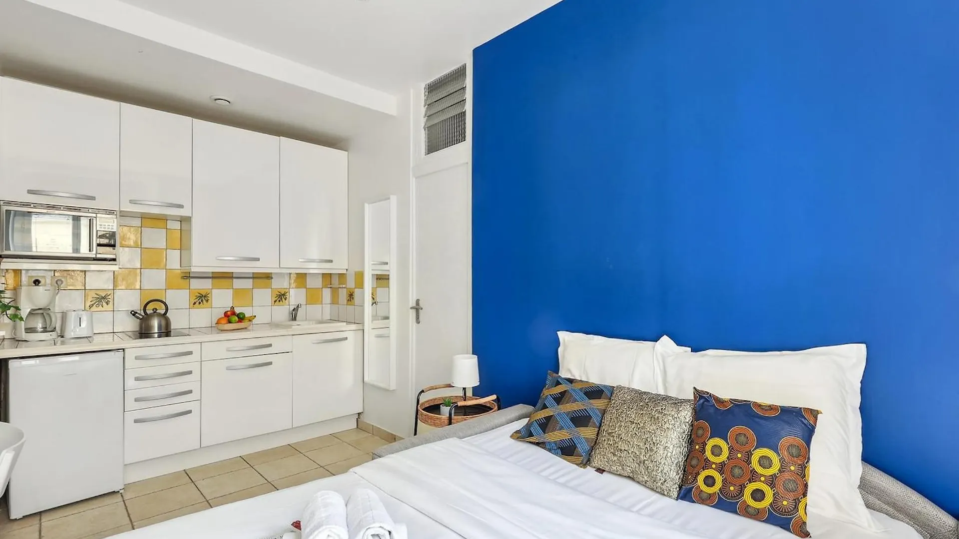 Pantheon & Latin Quarter - Cityapartmentstay Paris France